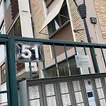 לינה וארוחת בוקר Gioli מילאנו